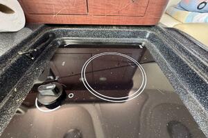 Bilboat Baggins 30ft Boston Whaler Yacht For Sale