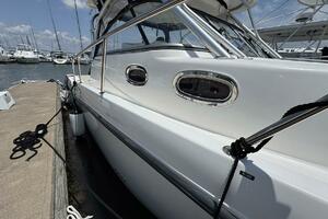 Bilboat Baggins 30ft Boston Whaler Yacht For Sale