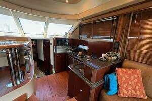 2005 Sea Ray 500 Sedan Bridge thumbnail 10