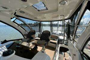 2005 Sea Ray 500 Sedan Bridge thumbnail 28