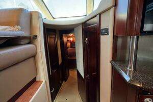 2005 Sea Ray 500 Sedan Bridge thumbnail 16