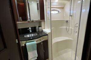 2005 Sea Ray 500 Sedan Bridge thumbnail 22