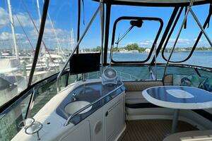 2005 Sea Ray 500 Sedan Bridge thumbnail 31