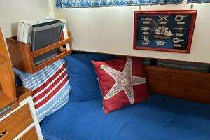 1978 Grand Banks 36  Classic thumbnail 21