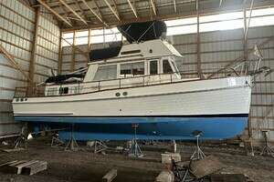 1978 Grand Banks 36  Classic thumbnail 4
