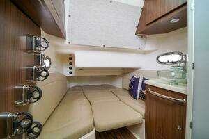 2018 Boston Whaler 380 Outrage thumbnail 33