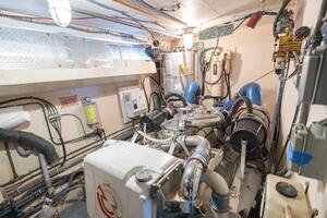 70ft Hatteras Yacht For Sale