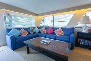 JUNKANOO 70ft Hatteras Yacht For Sale