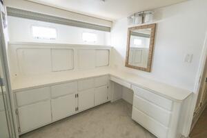 70ft Hatteras Yacht For Sale