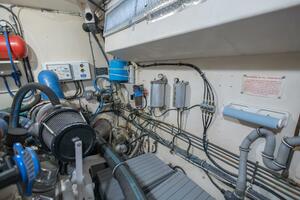 70ft Hatteras Yacht For Sale