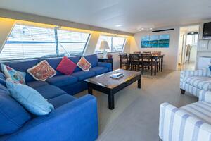 JUNKANOO 70ft Hatteras Yacht For Sale