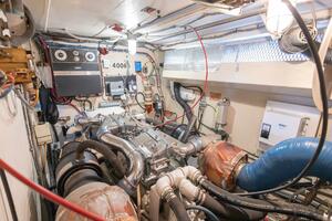 70ft Hatteras Yacht For Sale