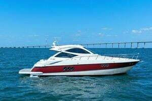 Shoes Knot Allowed 2014 Cruisers Yachts 540 Sport Coupe Yacht For Sale in St Petersburg FL
