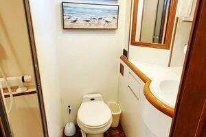 2000 Ocean Alexander 511 Classico thumbnail 43