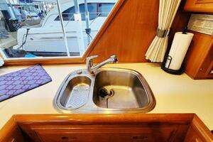 2000 Ocean Alexander 511 Classico thumbnail 19