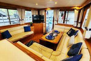 2000 Ocean Alexander 511 Classico thumbnail 14