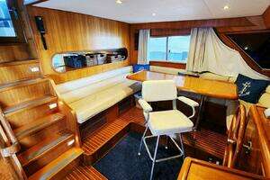 2000 Ocean Alexander 511 Classico thumbnail 25