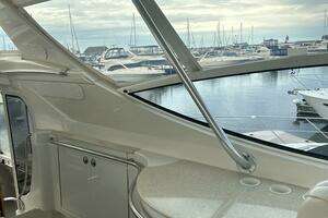 2003 Carver 466 Motor Yacht thumbnail 29
