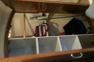 2003 Carver 466 Motor Yacht thumbnail 60