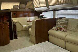 2003 Carver 466 Motor Yacht thumbnail 52