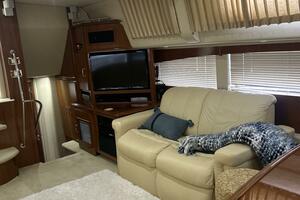 46ft Carver Yacht For Sale