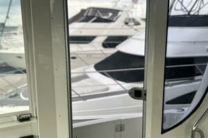 46ft Carver Yacht For Sale