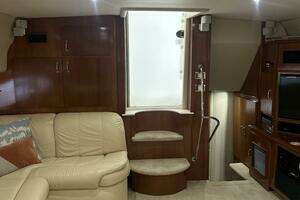 2003 Carver 466 Motor Yacht thumbnail 50