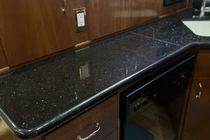 46ft Carver Yacht For Sale