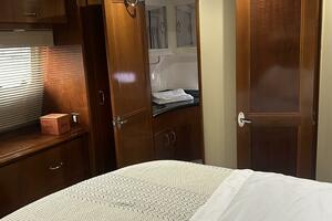 46ft Carver Yacht For Sale