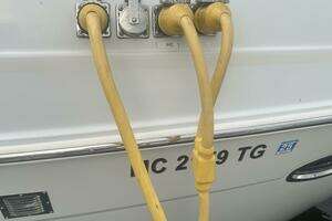 2003 Carver 466 Motor Yacht thumbnail 8