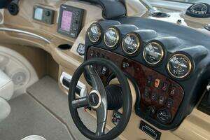 2003 Carver 466 Motor Yacht thumbnail 30