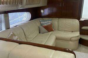 2003 Carver 466 Motor Yacht thumbnail 53