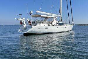 FAR SIDE 2008 Oyster 655 Yacht For Sale in Portsmouth RI
