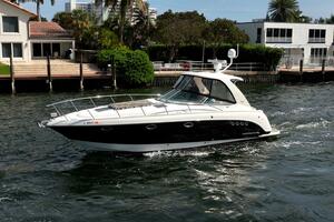 HAPPY OURS 35ft Chaparral Yacht For Sale