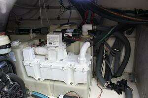 HAPPY OURS 35ft Chaparral Yacht For Sale