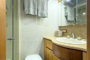 2004 Cheoy Lee 81 Sport Yacht thumbnail 35