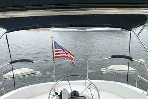 2001 Hunter 340 thumbnail 29