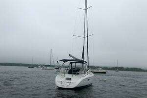 2001 Hunter 340 thumbnail 24