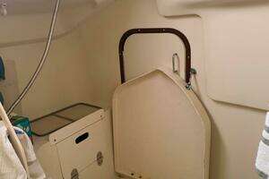 2001 Hunter 340 thumbnail 7