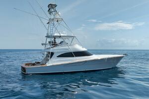 2023 Viking 64 Convertible- SIN PELO- STBD