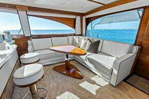 2023 Viking 64 Convertible thumbnail 7