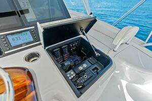 2023 Viking 64 Convertible thumbnail 59