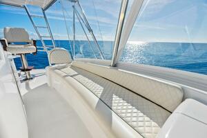 2023 Viking 64 Convertible- SIN PELO- Flybridge