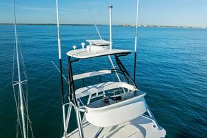 2023 Viking 64 Convertible- SIN PELO- Tower