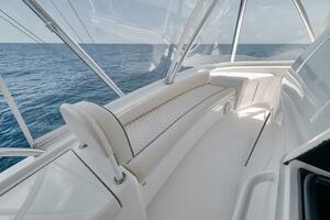 2023 Viking 64 Convertible- SIN PELO- Flybridge
