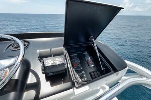 2023 Viking 64 Convertible- SIN PELO- Tower