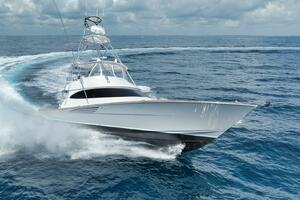 2023 Viking 64 Convertible- SIN PELO- STBD Profile