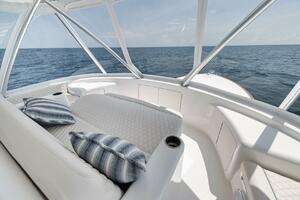 2023 Viking 64 Convertible- SIN PELO- Flybridge
