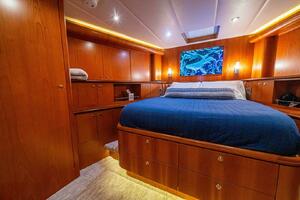 PRIMETIME 98ft Queenship Yacht For Sale