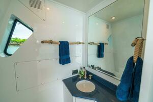 PRIMETIME 98ft Queenship Yacht For Sale